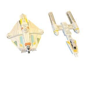 Hot Wheels Star Wars Starwing Y-Wing and Ghost